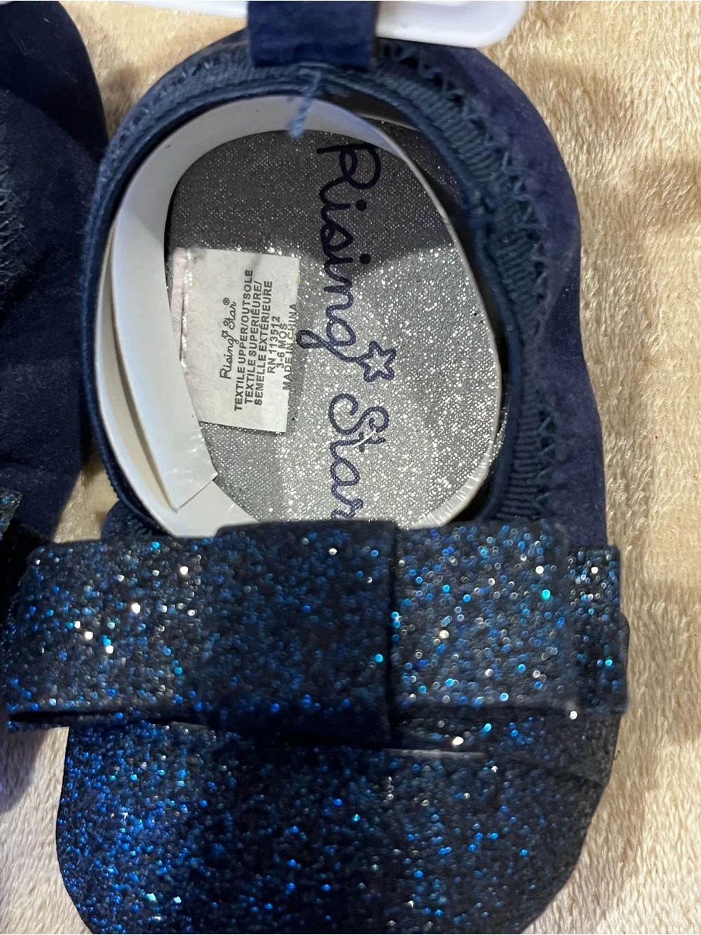 Rising Star Baby Glitter Bow Crib Shoes 3-6 Months